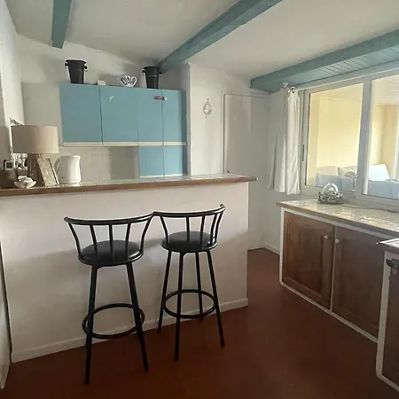 Sur Le Port Face A La Citadelle Lägenhet *